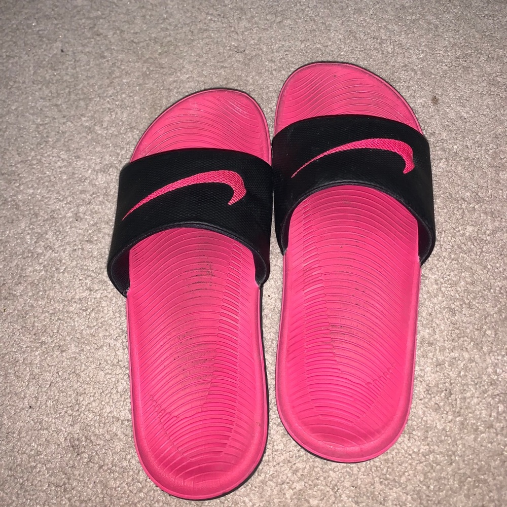 Nike slides - Picture 2 of 3
